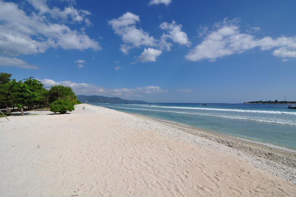 Ana Warung & Bungalows Gili Meno Exterior photo