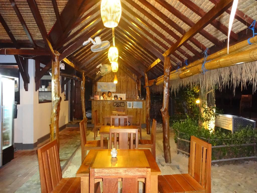 Ana Warung & Bungalows Gili Meno Exterior photo