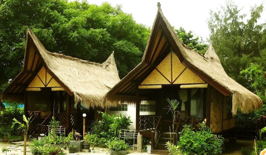 Ana Warung & Bungalows Gili Meno Exterior photo